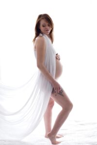 Maternity Photography by Linda Hewell Photography